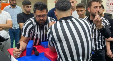 Karaman'da Gençler Bilek Güreşi İl Birinciliği Sona Erdi