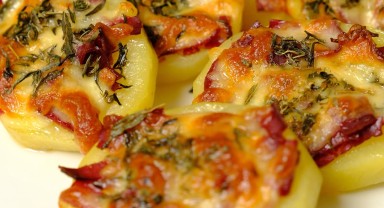 A101'den Patatesli, Pastırmalı ve Kaşarlı Lezzetli Ara Sıcak Tarifi