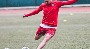 Karaman Futbol Kulübü Erbaaspor Maçına Hazırlandığını Duyurdu