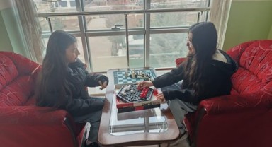 Karaman Gençlik Merkezi Kış Kulübü'nde Eğitim ve Eğlence Bir Arada Sunuluyor