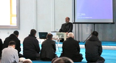 Karaman'da Umre Yolcularına Yönelik Bilgilendirme Semineri Düzenlendi