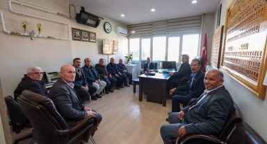 Vali Çiçek, Karaman Muhtarlar Derneği'ni Ziyaret Etti