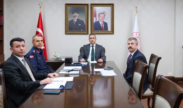 Vali Hayrettin Çiçek, Düzensiz Göçle Mücadele Koordinasyon Toplantısına Katıldı