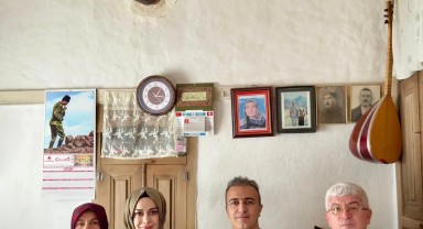 Vali Hayrettin Çiçek ve Eşi Taşkale Köyü'nü Ziyaret Etti