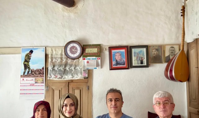 Vali Hayrettin Çiçek ve Eşi Taşkale Köyü'nü Ziyaret Etti