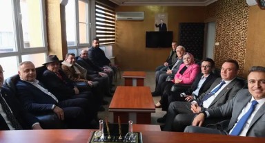 Vali Hayrettin Çiçek'ten Siyasi Parti ve STK'lara İadeiziyaret