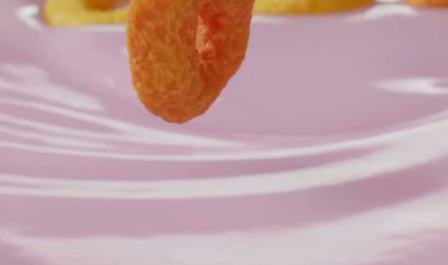 Danone'dan Yeni Yoğurt: YoCrush Çilek Aromalı