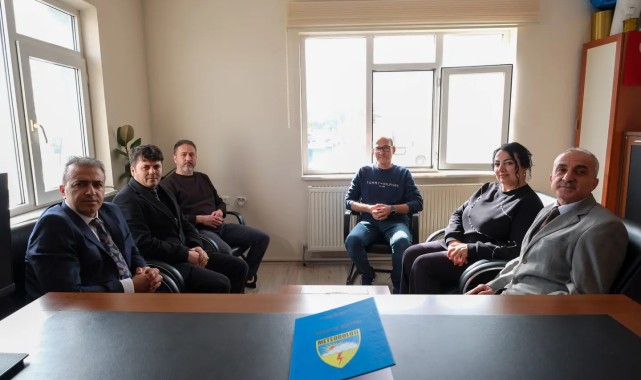 Karaman Valisi Hayrettin Çiçek Meteoroloji Müdürlüğünü Ziyaret Etti