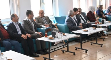 Karaman'da Bayram Ziyareti: Huzurevi Sakinleri Unutulmadı