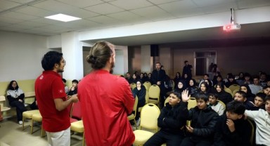 Karaman'da Geleceğin Mühendisleri İçin DENEYAP Tanıtımları Sürüyor