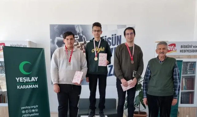 Karaman'da Yeşilay Haftası Satranç Turnuvası Ödül Töreniyle Sona Erdi
