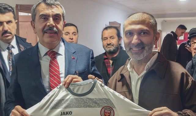 Milli Eğitim Bakanı Yusuf Tekin, Karaman FK Başkanı Murat Çolakoğlu ile Buluştu