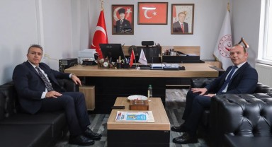 Vali Hayrettin Çiçek SYDV'yi Ziyaret Etti