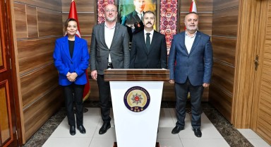 AK Parti Karaman Teşkilatı, Emniyet Müdürü Mehmet Turhan'ı Ziyaret Etti