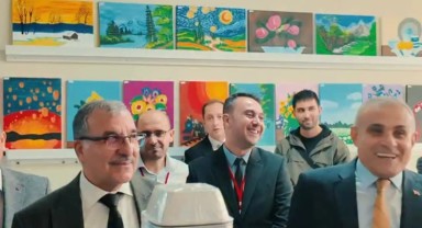 Anafartalar Ortaokulu'nda TÜBİTAK 4006-B Bilim Fuarı Açıldı