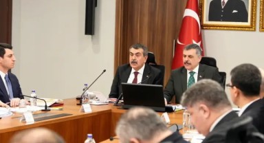Karaman Valisi Çiçek, Okul Güvenliği Toplantısına Katıldı