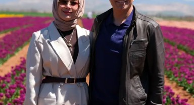 Karaman Valisi Çiçek, Türkiye'nin En Büyük Lale Bahçesini Ziyaret Etti