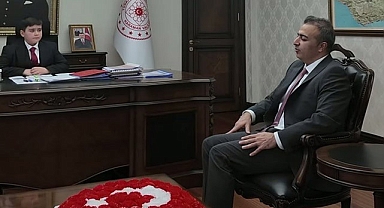 Karaman'da 23 Nisan Bayramı: Valilik Makamı Öğrenciye Devredildi