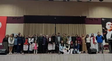 Karaman'da Tiyatro Yarışması Ödülleri Sahiplerini Buldu