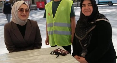 Vali Eşi Berna Çiçek, DMD Hastası Toprak Doğan İçin Düzenlenen Kermesin Açılışını Yaptı