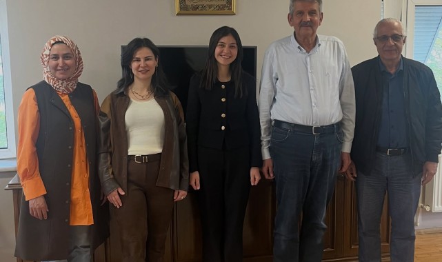 Yeşilay Karaman'dan Kurucu Başkan İhsan Duru ve Şube Başkanı Ahmet Eşmekaya'ya Ziyaret