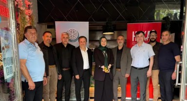 Hollanda'da DMD Hastası Toprak İçin Yardım Kahvaltısı Düzenlendi