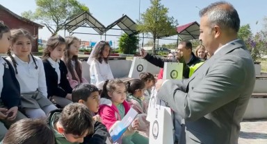 Karaman Valisi Hayrettin Çiçek, Trafik Eğitim Parkı'nda Çocuklara Tavsiyelerde Bulundu