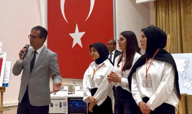 Karaman'da 749. Türk Dil Bayramı Münazara Finali Yapıldı