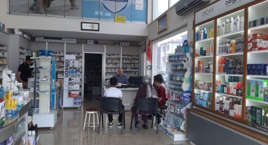 Karaman'da Çocuklardan Eczacılara Anlamlı Ziyaret