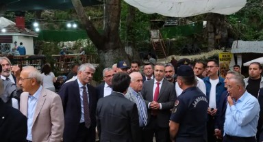 Karaman Valisi Ermenek'te Zeyve Pazarı'nı Ziyaret Etti