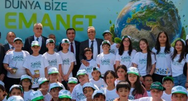 Karaman'da Çevre Haftası Etkinlikleri: Valimiz Hayrettin Çiçek Fidan Dağıttı