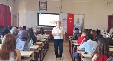 Karaman'da Geleceğin Sağlıkçılarına Anne Sütü ve Emzirme Eğitimi Verildi