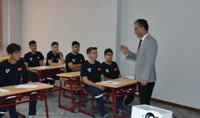 Karaman'da Mesleki Eğitimde Yeni Dönem: Öğrenciler Üretimin Merkezinde Yetişiyor