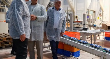 Vali Çiçek Golda Gıda'yı Ziyaret Etti, Üretim ve İhracat Faaliyetlerini İnceledi