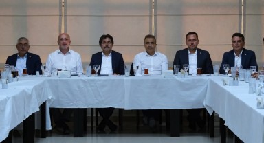 Karaman Valisi Çiçek, STK Temsilcileriyle Buluştu