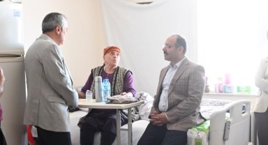 Karaman'da Huzurevi Sakinlerine Sıcak Ziyaret