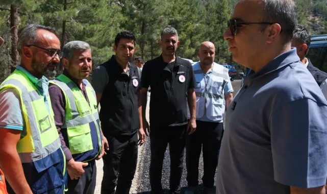 Vali Çiçek, Bostanözü Grup Yolu Asfalt Çalışmalarını İnceledi