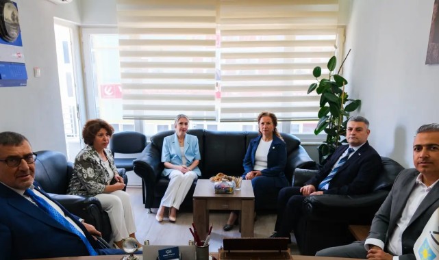 Vali Hayrettin Çiçek'ten İYİ Parti ve Anahtar Parti'ye İade-i Ziyaret