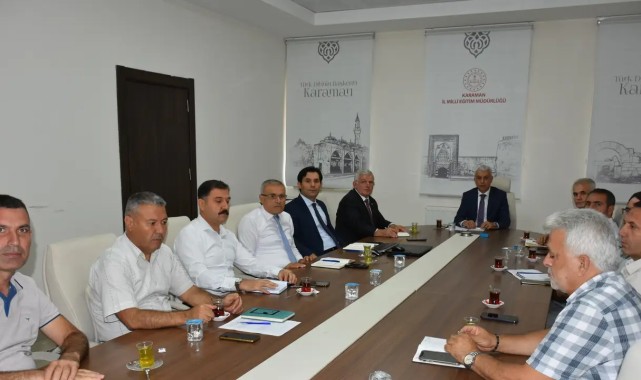 Karaman İl Millî Eğitim Müdürlüğünde Değerlendirme Toplantısı Gerçekleştirildi