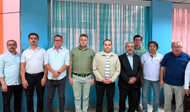 Sarıveliler'de Görev Süresi Sona Eren Müdürler İçin Veda Yemeği Düzenlendi