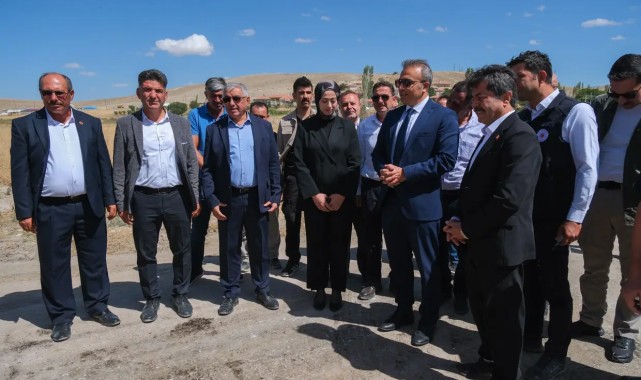 Karaman Ayrancı'da Asfalt Çalışmaları Hız Kesmiyor