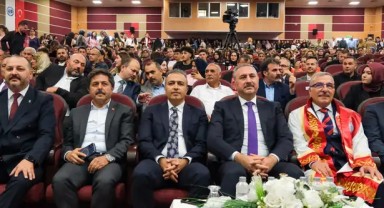 Vali Çiçek ve Adalet Bakanı Gül, KMÜ Akademik Yıl Açılış Töreni'ne Katıldı