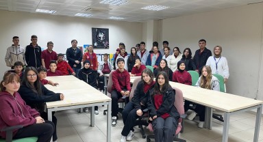 Ali Evren Lisesi Öğrencileri Karaman Gençlik Merkezi'nde Buluştu