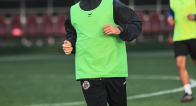 Karaman FK'da Malatya Yeşilyurt Maçı Mesaisi Devam Ediyor