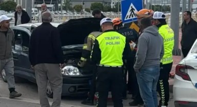 Karaman Otogar Kavşağında Trafik Kazası: 2 Yaralı