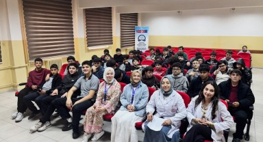 Karaman'da Genç2030 Yapay Zekâ Okuryazarlığı Eğitimi Başladı